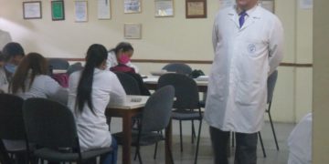 Realizan conferencia sobre Autismo y Pediatría en Facultad de Medicina de la ULA en Valera
