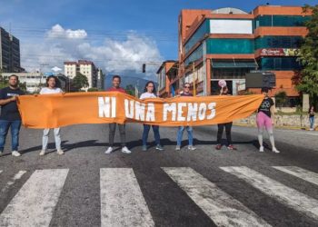 Jornada de concientización sobre la violencia contra la mujer en Mérida