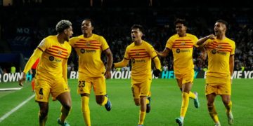 Barcelona logró una ajustada victoria con gol «in extremis» de Ronald Araujo