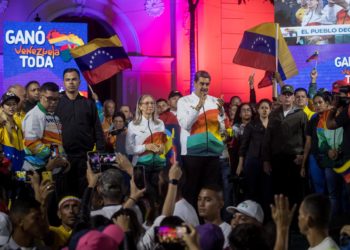 Venezuela da «los primeros pasos» para «recuperar» el territorio del Esequibo, dice Maduro