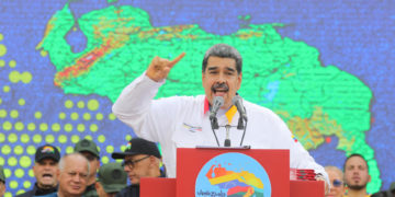 Nicolás Maduro llama a «denunciar» a opositores «en cada calle» por traición a la patria