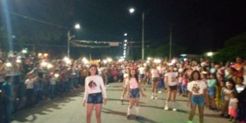 También en La Ceiba hubo encendido de luces de Navidad