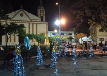 Encendido de luces de Navidad en Sucre