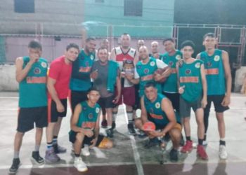 Noche deportiva en el sector El Trompillo de Sucre