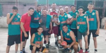 Noche deportiva en el sector El Trompillo de Sucre