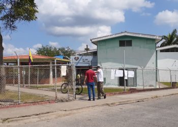 Poca concurrencia de votantes en Las Lomas durante el Referendo consultivo