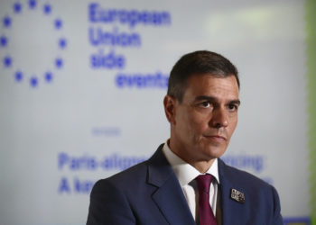 Pedro Sánchez llama a gobiernos y entidades a impulsar mercados de carbono como la UE