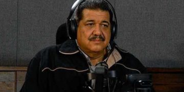 50% de los empleados sanitarios abandonaron sus puestos de trabajo: “nos zumbaron la cruz de la crisis”