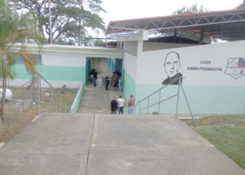 Eje Panamericano | Prevaleció la soledad y ausencia de votantes en los centros habilitados para recibir opiniones sobre el referendo