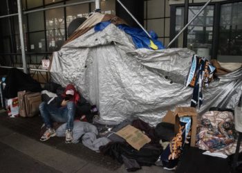 Para miles de inmigrantes en Nueva York, esta es una triste Navidad