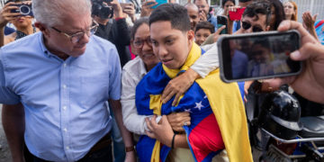 Liberan al estudiante universitario John Álvarez tras casi cuatro meses preso