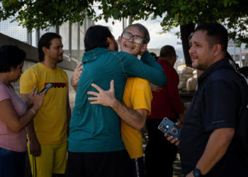 Opositores, ONG y activistas celebran las liberaciones de «presos políticos» en Venezuela