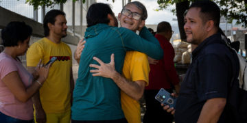 Opositores, ONG y activistas celebran las liberaciones de «presos políticos» en Venezuela