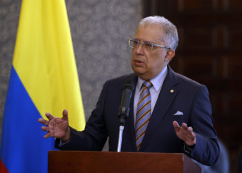 Gobierno colombiano descarta una crisis migratoria por el tránsito de africanos por el aeropuerto de Bogotá
