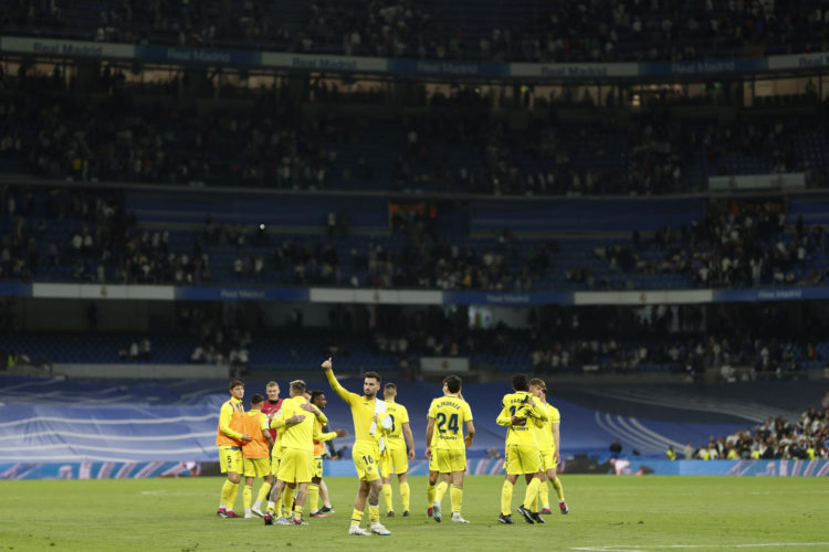 Los jugadores del Villareal celebran la victoria del año pasado en el estadio Santiago Bernabéu en foto de archivo de Rodrigo Jimenez. EFE