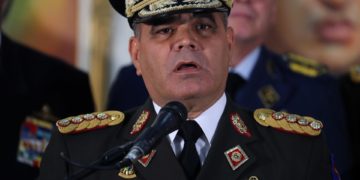 Venezuela prende las «alertas» ante el envío de un buque de guerra de Reino Unido a Guyana