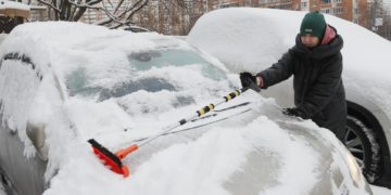 Moscú vive la mayor nevada en casi 150 años y Siberia se prepara para 50 grados bajo cero