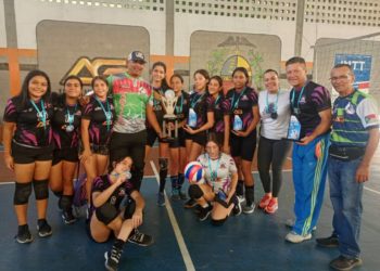 Cuatro finales de voleibol brindaron emoción en Trujillo capital