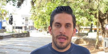 Corona: “Las acciones del gobierno buscan  desmovilizar a los electores otra vez”