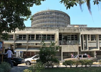 Hospital Universitario de Los Andes suspende residencia de postgrado a dos médicas de la ULA