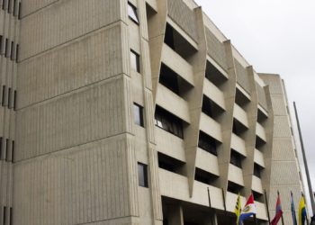 TSJ debió admitir recurso de María Corina Machado antes de pedir pruebas a la Contraloría sobre su inhabilitación