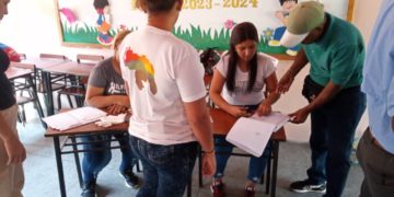 Moderación y tranquilidad en proceso de referendo sobre el Esequibo en Pampán