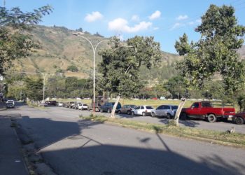 Boconó pasa diciembre entre colas por gasolina