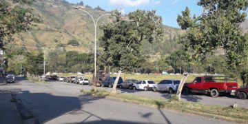 Boconó pasa diciembre entre colas por gasolina