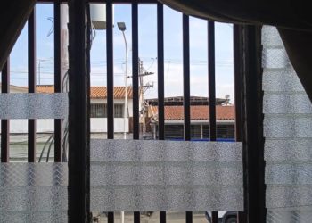 Denuncian actos de vandalismo contra la sede de la Alcaldía de Sucre