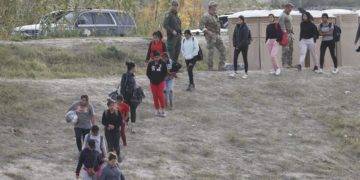 Más de 2,2 millones de personas han llegado a la frontera sur de EE.UU. en 2023