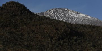 Aumenta la actividad sísmica del volcán Nevado del Ruiz en Colombia