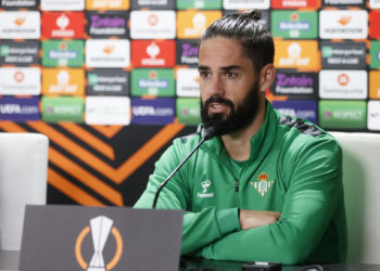 Isco renueva con el Betis hasta junio de 2027