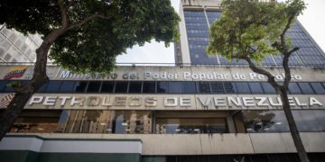 Pdvsa y una refinería de Curazao reactivarán las relaciones comerciales