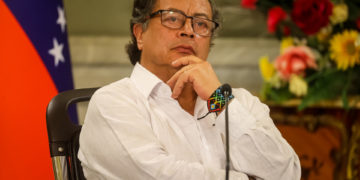 Petro pide a Venezuela y Guyana bajar el tono al conflicto del Esequibo