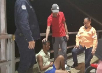 Rápida acción policial evitó intento de suicidio en el puente Chama de El Vigía