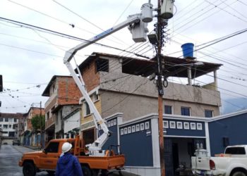 Corpoelec sustituyó en Boconó transformador averiado en Nochebuena
