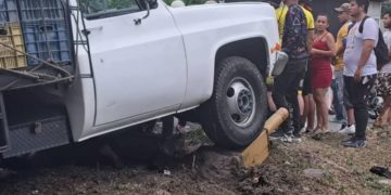 Tres lesionados dejó accidente entre camión, moto y bicicleta en El Vigía