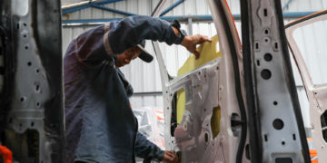 Ecuatorianos blindan ropa, casas y vehículos ante la creciente ola de violencia