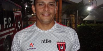 Merideño Robert Rivas triunfa como preparador de porteros del Portuguesa