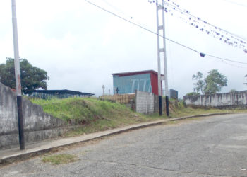 De mal a peor barda perimetral del Cementerio de Betijoque