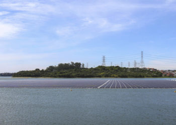 Inauguran en São Paulo la mayor central solar flotante de Brasil con 10.000 paneles