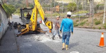 Reinician trabajos de reparación en calles de Boconó
