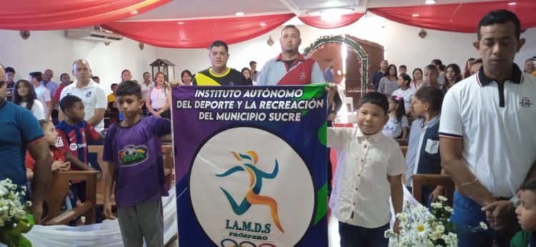 La alegría de los deportistas de Sucre en el acto de reconocimiento Día del Deporte