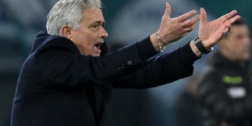 El Roma despide a Mourinho