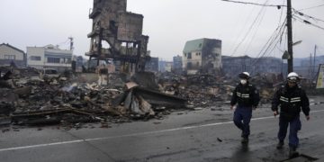 Elevan a 73 los muertos tras el terremoto en el oeste de Japón