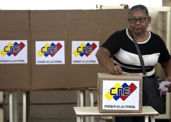 La oposición venezolana insiste en que se anuncie la fecha de las presidenciales de este año