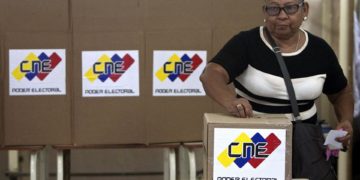 La oposición venezolana insiste en que se anuncie la fecha de las presidenciales de este año