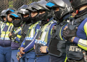 Tímido despertar en Quito, en medio de temor por violencia de crimen organizado en Ecuador