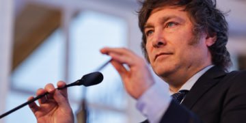 Argentina tiene la inflación de una dictadura, que seguirá con Milei pero bajo otro modelo