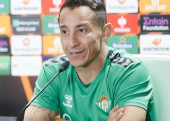 Guardado deja el Betis, al que llegó en 2017 y con el sumó 218 partidos